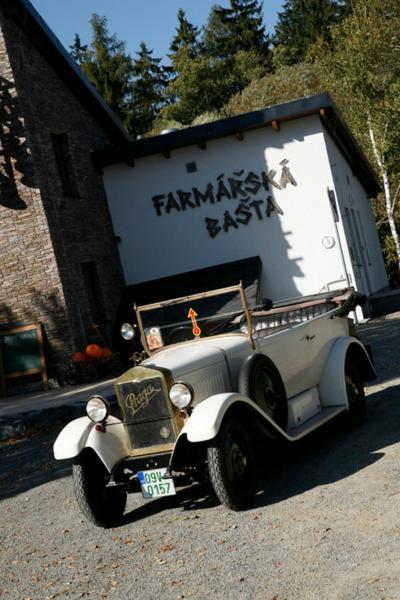 Farmarska Basta Hotel Velký Újezd Exterior foto